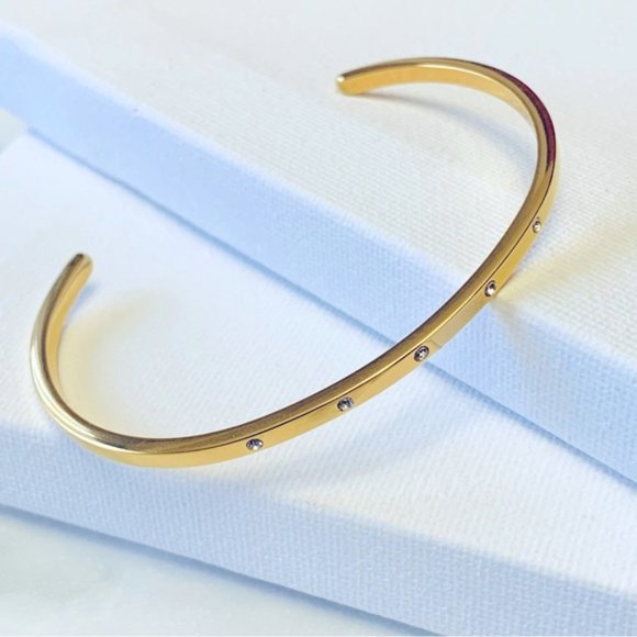 18K Gold Plated Opening Cubic Zirconia Bangle - Picture 9 of 13